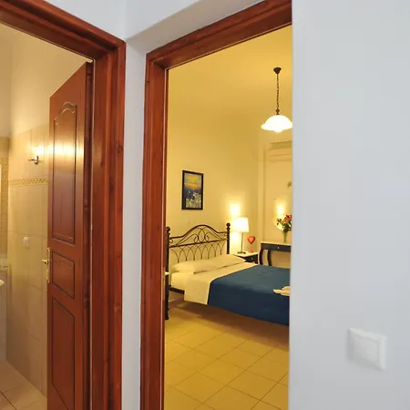 Hotel Sunflower Kamari (Santorini)