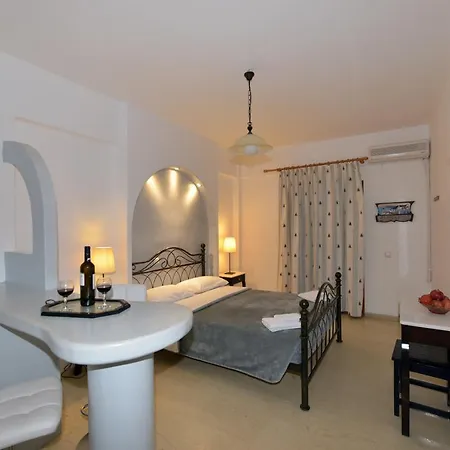 Sunflower 3* Kamari (Santorini)