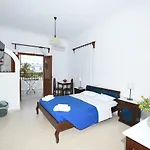Hotel Sunflower