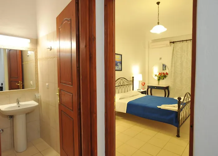 Hotel Sunflower Kamari (Santorini)