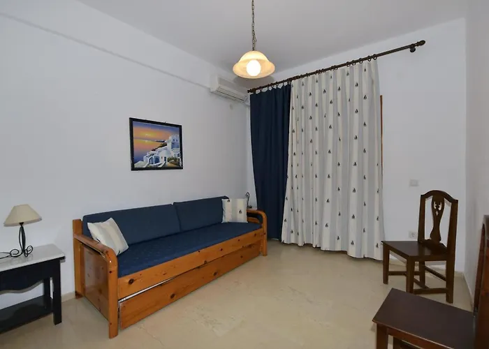 Sunflower 3* Kamari (Santorini)