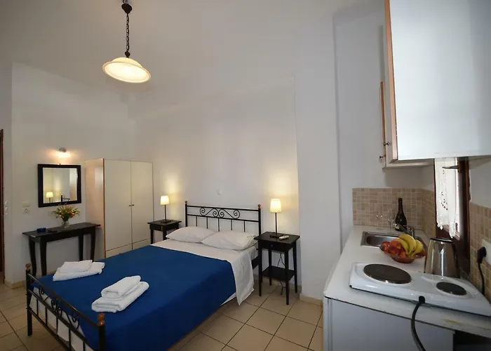 Sunflower Kamari (Santorini)